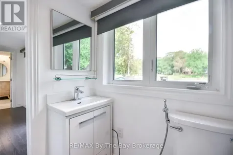 578 Oxbow Park Drive Wasaga Beach ON L9Z 2T8
