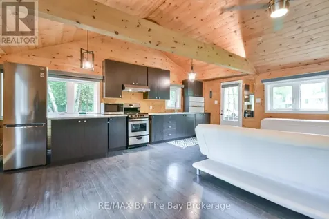 578 Oxbow Park Drive Wasaga Beach ON L9Z 2T8