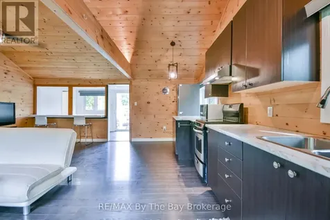 578 Oxbow Park Drive Wasaga Beach ON L9Z 2T8