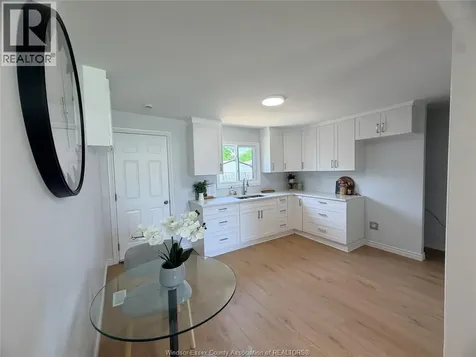1651 Aubin Windsor ON N8Y 4G3