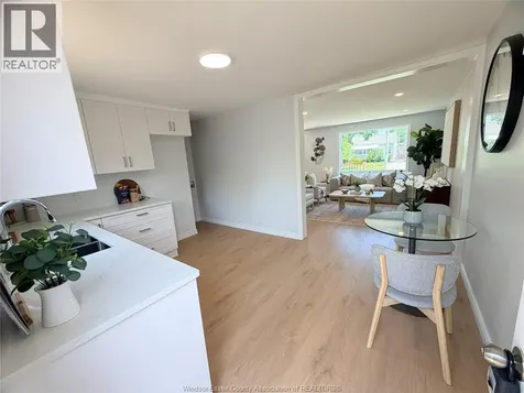 1651 Aubin Windsor ON N8Y 4G3