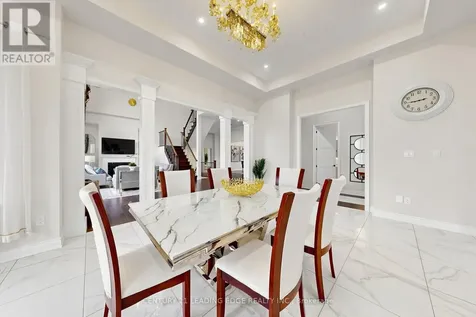 2 Sam Davis Court Whitchurch-stouffville ON L4A 4R4