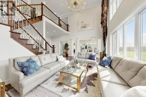 2 Sam Davis Court Whitchurch-stouffville ON L4A 4R4
