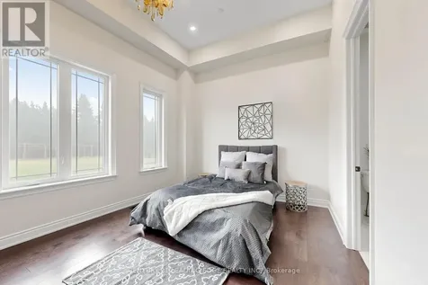 2 Sam Davis Court Whitchurch-stouffville ON L4A 4R4