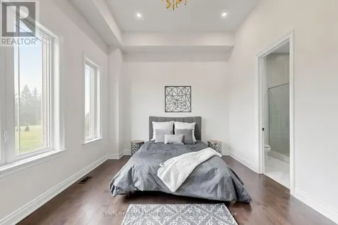 2 Sam Davis Court Whitchurch-stouffville ON L4A 4R4