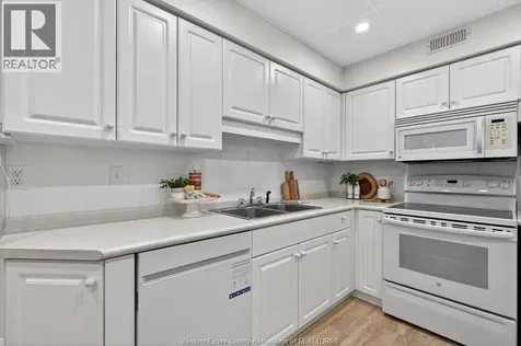 3915 Southwinds Drive Windsor ON N9G 2S8