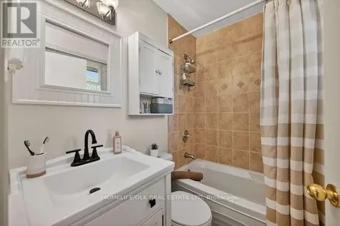 61 Salisbury Avenue Brockville ON K6V 2T6