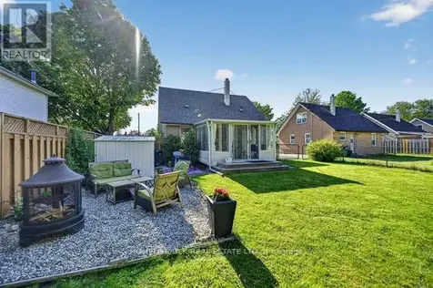 61 Salisbury Avenue Brockville ON K6V 2T6