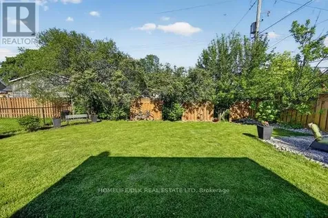 61 Salisbury Avenue Brockville ON K6V 2T6