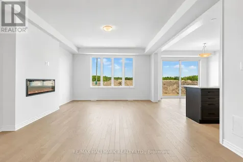 43 Foxley Heights Barrie ON L9J 1A6