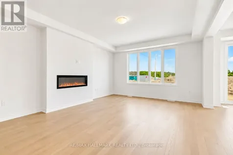 43 Foxley Heights Barrie ON L9J 1A6
