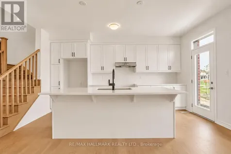 21 Foxley Heights Barrie ON L9J 1A6