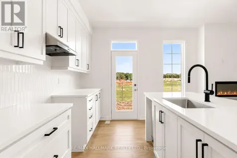 21 Foxley Heights Barrie ON L9J 1A6