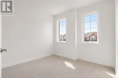 21 Foxley Heights Barrie ON L9J 1A6