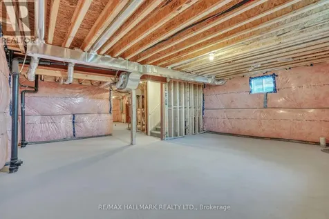 21 Foxley Heights Barrie ON L9J 1A6