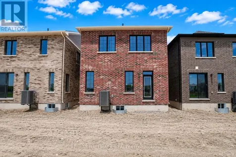 21 Foxley Heights Barrie ON L9J 1A6
