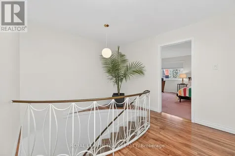 2521 Flannery Drive Ottawa ON K1V 9R5
