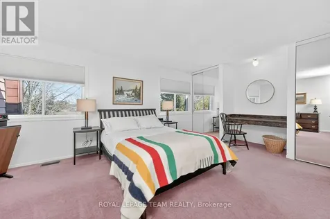 2521 Flannery Drive Ottawa ON K1V 9R5
