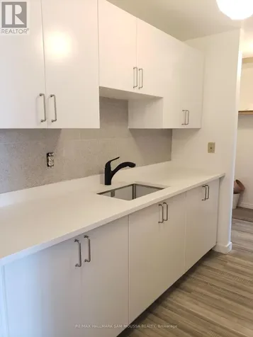 1177 Belanger Avenue Ottawa ON K1H 8N7