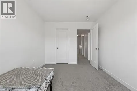 95 Queensbrook Crescent Cambridge ON N1S 0E4
