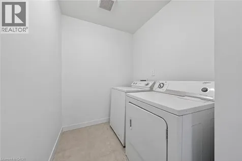 95 Queensbrook Crescent Cambridge ON N1S 0E4