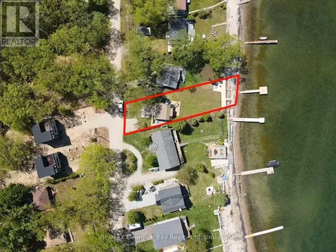 83 Beach Road Tiny ON L9M 1R2