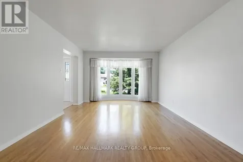 2187 Hamelin Crescent Ottawa ON K1J 6K9