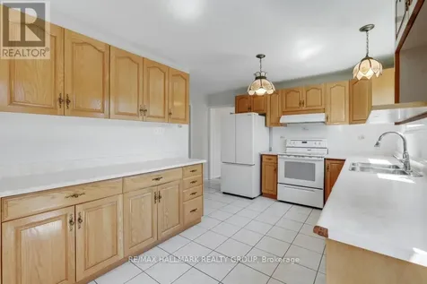 2187 Hamelin Crescent Ottawa ON K1J 6K9