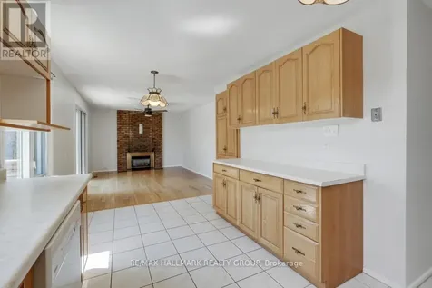 2187 Hamelin Crescent Ottawa ON K1J 6K9