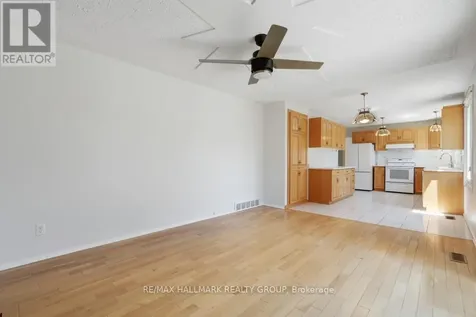 2187 Hamelin Crescent Ottawa ON K1J 6K9
