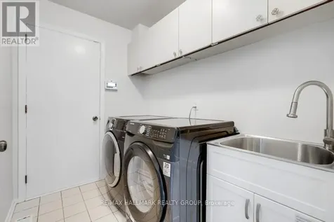 2187 Hamelin Crescent Ottawa ON K1J 6K9