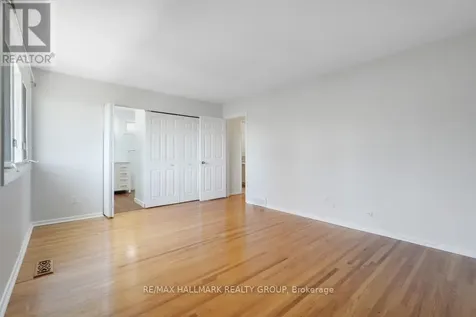 2187 Hamelin Crescent Ottawa ON K1J 6K9