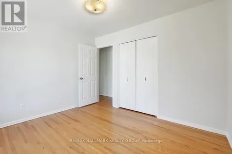 2187 Hamelin Crescent Ottawa ON K1J 6K9