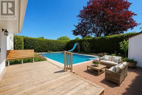 2187 Hamelin Crescent Ottawa ON K1J 6K9