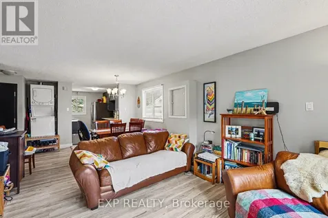 56 Glamorgan Drive Ottawa ON K2L 1R4