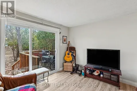56 Glamorgan Drive Ottawa ON K2L 1R4