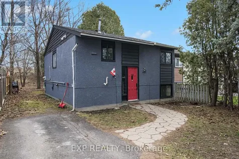 56 Glamorgan Drive Ottawa ON K2L 1R4