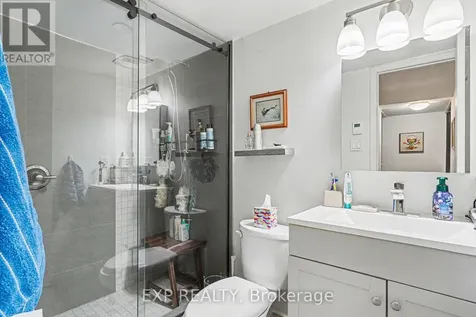 56 Glamorgan Drive Ottawa ON K2L 1R4