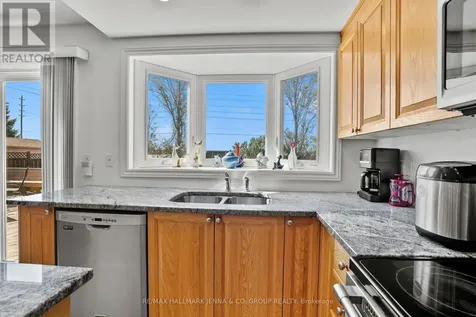 43 Elke Drive Ottawa ON K2J 2B9