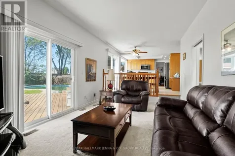 43 Elke Drive Ottawa ON K2J 2B9