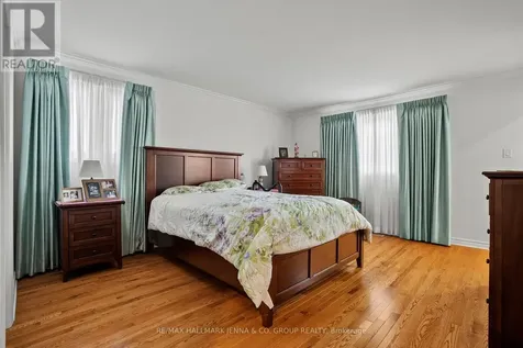 43 Elke Drive Ottawa ON K2J 2B9