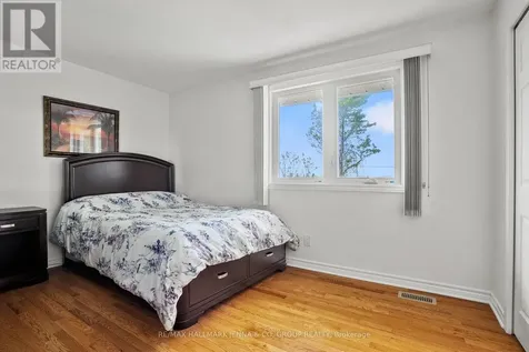 43 Elke Drive Ottawa ON K2J 2B9