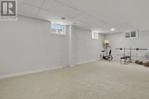 43 Elke Drive Ottawa ON K2J 2B9
