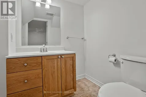 43 Elke Drive Ottawa ON K2J 2B9