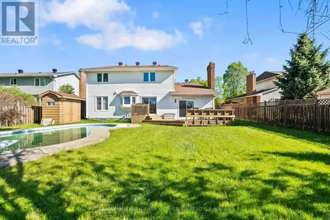 43 Elke Drive Ottawa ON K2J 2B9