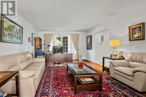 43 Elke Drive Ottawa ON K2J 2B9