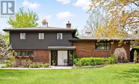 2 Lockview Road Ottawa ON K4M 1B2