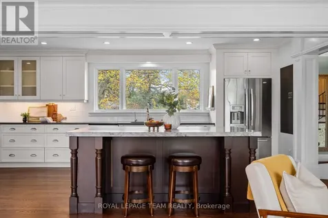 2 Lockview Road Ottawa ON K4M 1B2