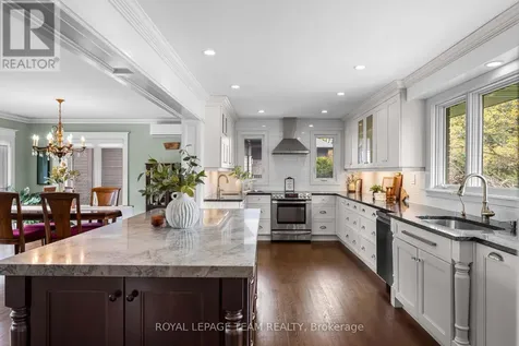 2 Lockview Road Ottawa ON K4M 1B2