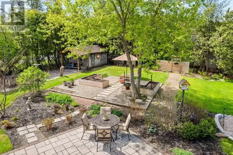 2 Lockview Road Ottawa ON K4M 1B2